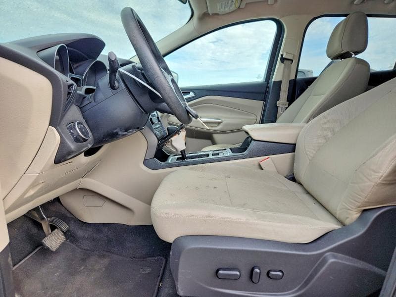 2017 FORD ESCAPE SE 7