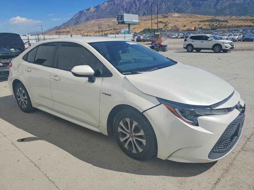 2020 TOYOTA COROLLA LE 4