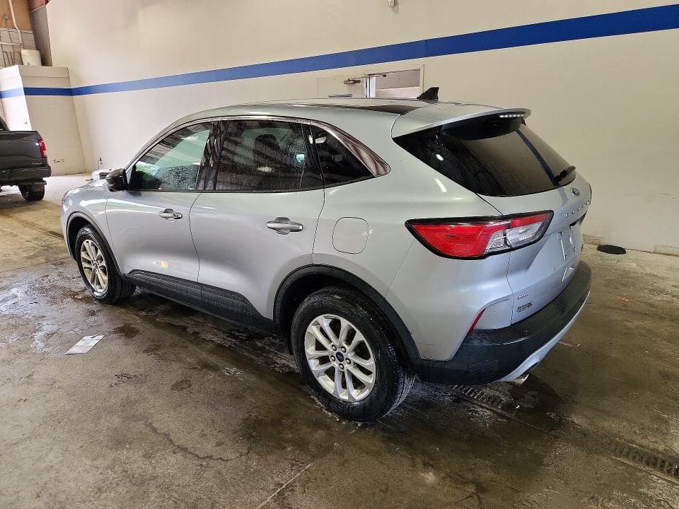 2022 FORD ESCAPE SE 2