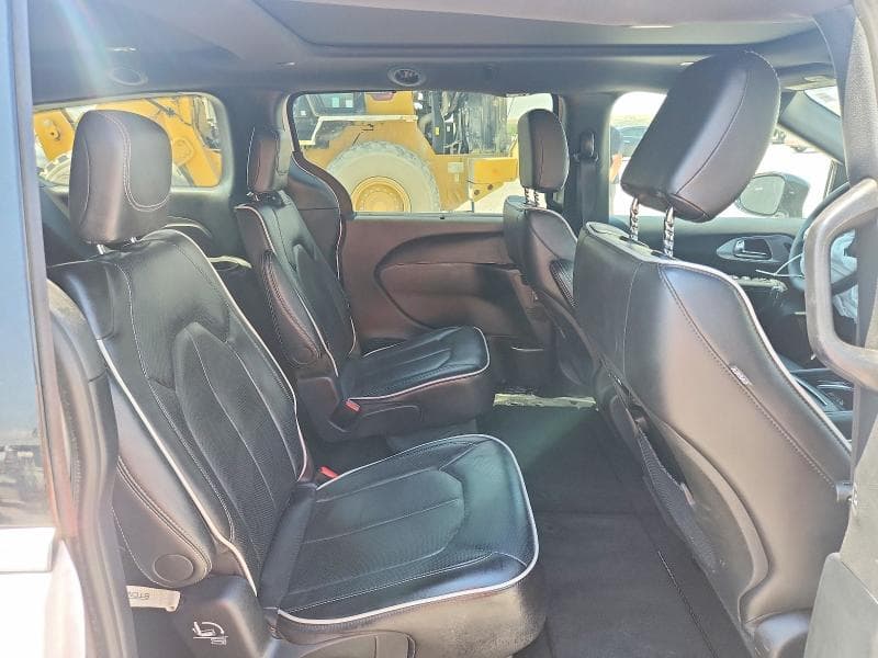 2026 CHRYSLER PACIFICA LIMITED 11