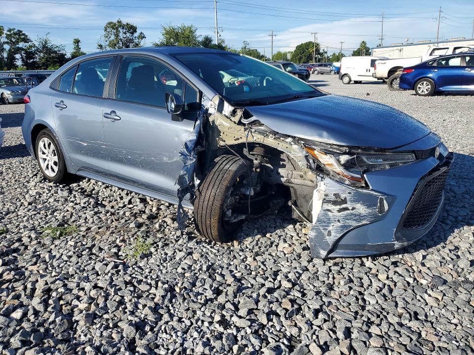 2020 TOYOTA COROLLA LE 4
