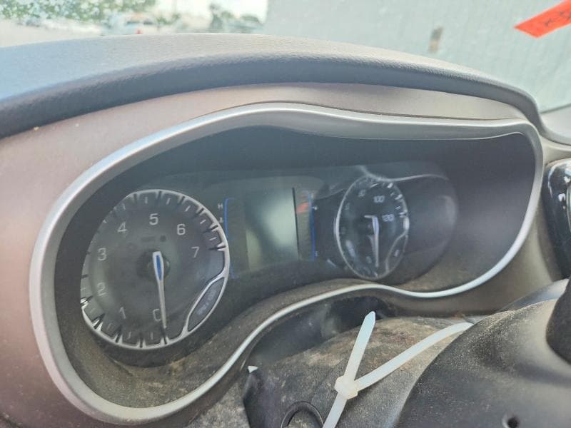 2020 CHRYSLER VOYAGER LX 9