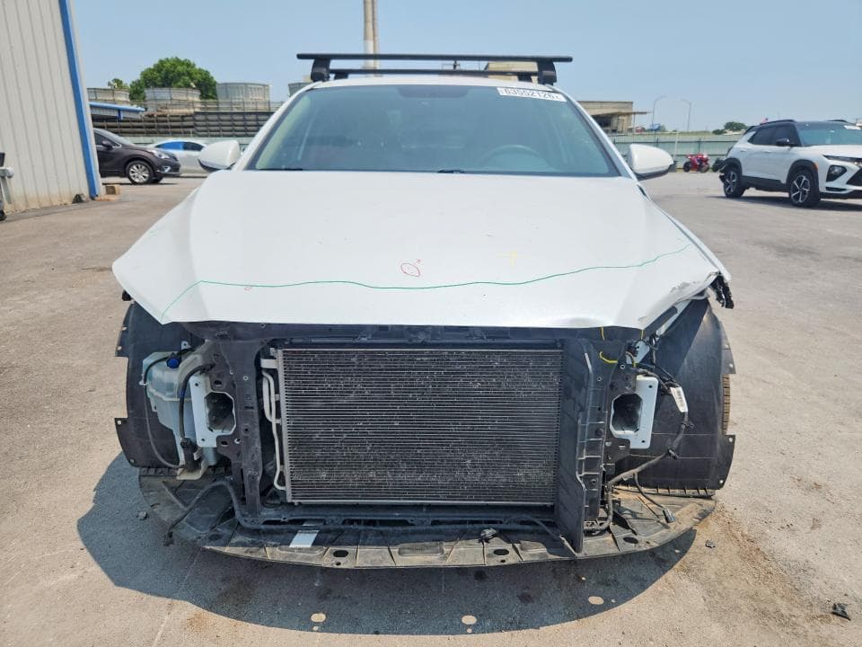 2017 HYUNDAI ELANTRA SE 5