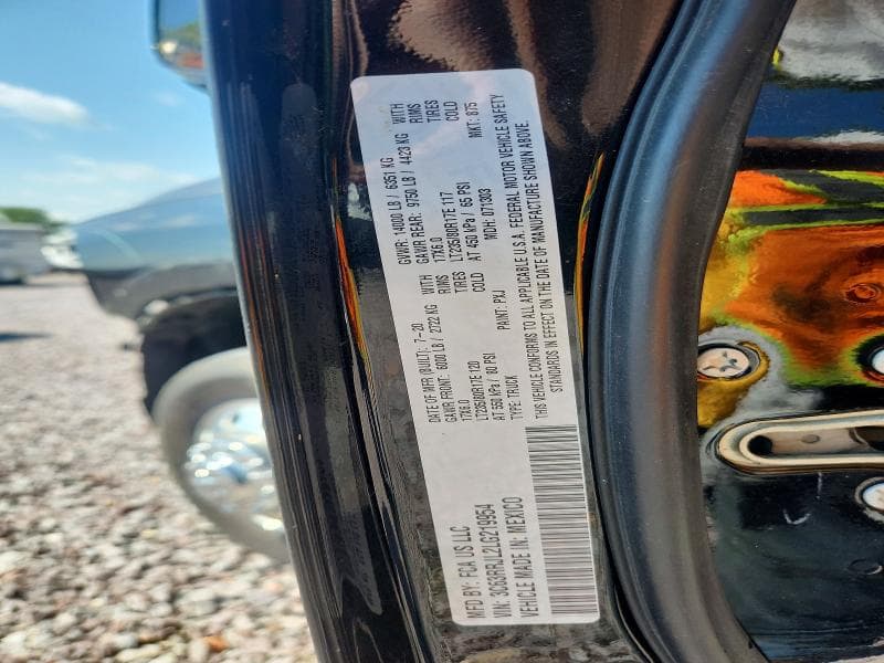 2020 RAM 3500 LARAMIE 13