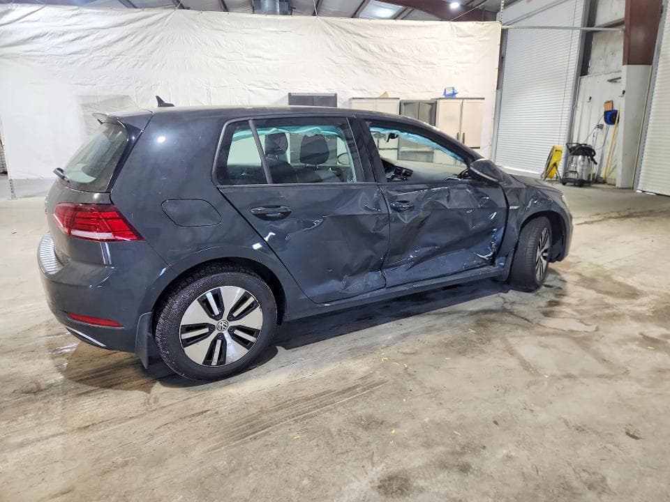 2019 VOLKSWAGEN E-GOLF SE 3