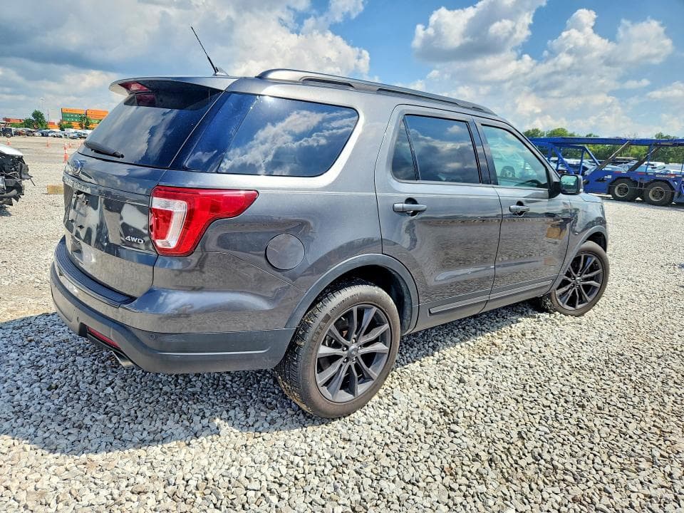 2019 FORD EXPLORER XLT 3