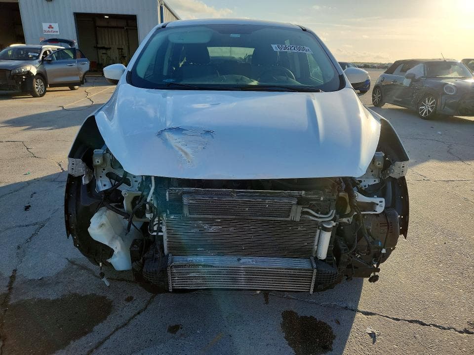 2017 FORD ESCAPE SE 5
