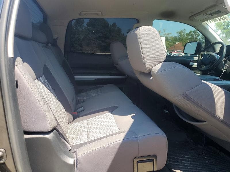 2019 TOYOTA TUNDRA SR5 10