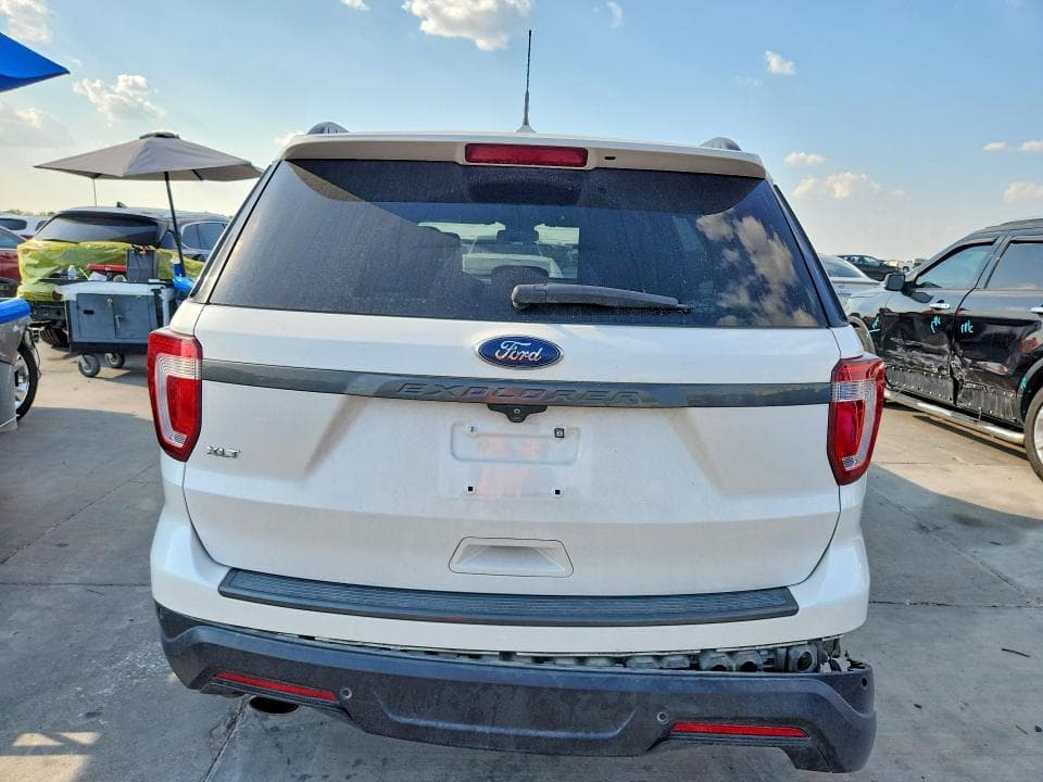 2019 FORD EXPLORER XLT 6