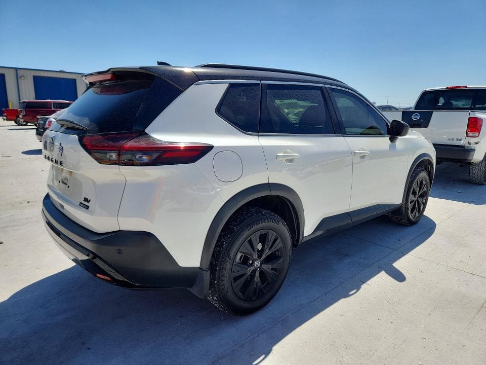 2023 NISSAN ROGUE SV 3