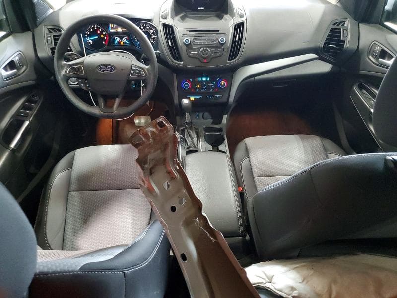 2017 FORD ESCAPE SE 8