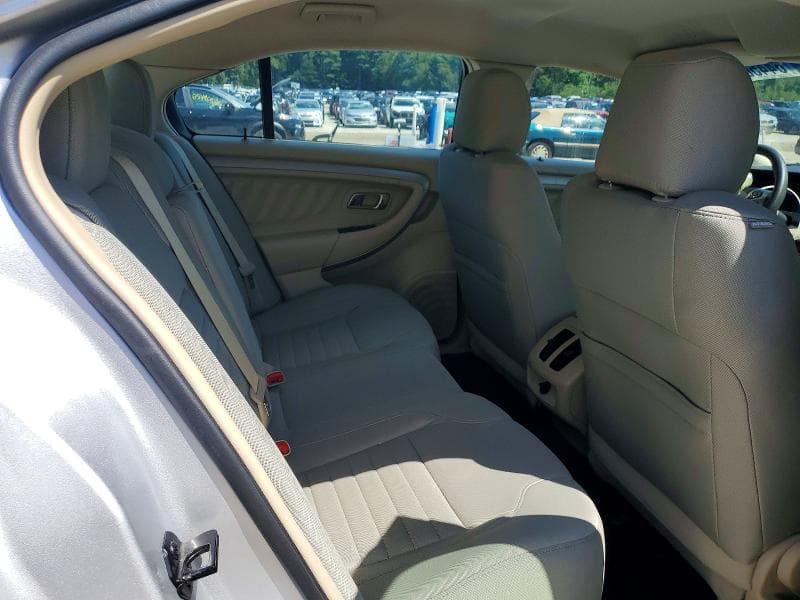 2018 FORD TAURUS SE 10