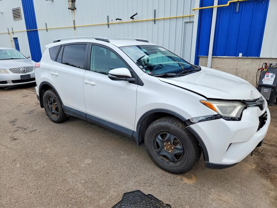 2017 TOYOTA RAV4 LE 4