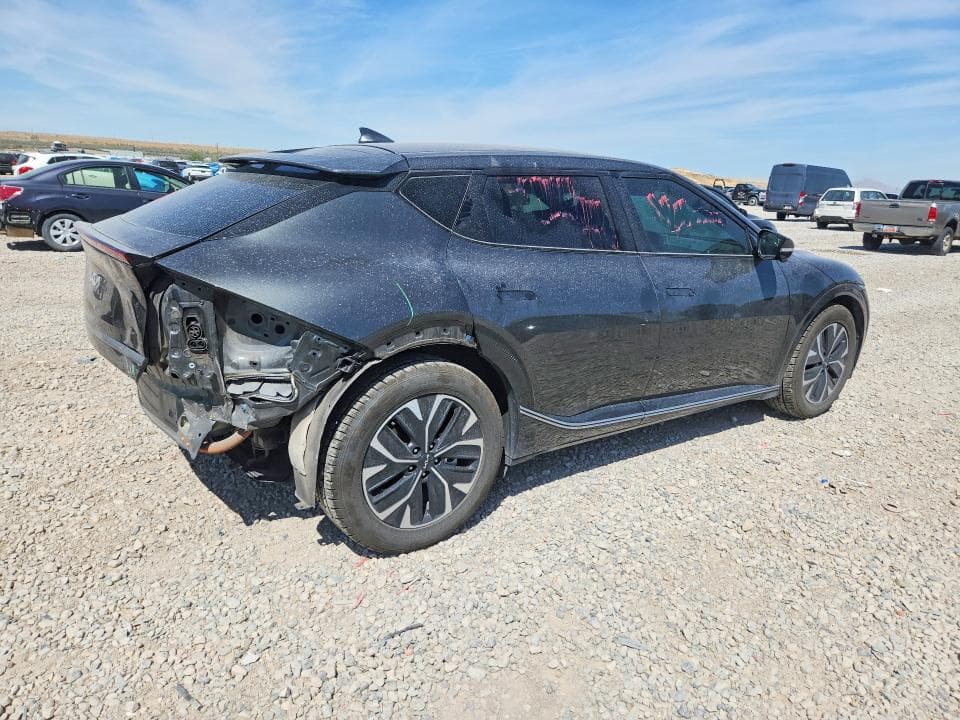 2022 KIA EV6 WIND 3
