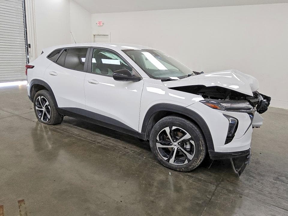 2024 CHEVROLET TRAX 1RS 4