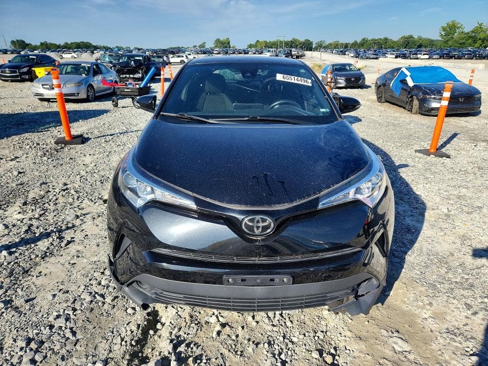 2018 TOYOTA C-HR XLE 5