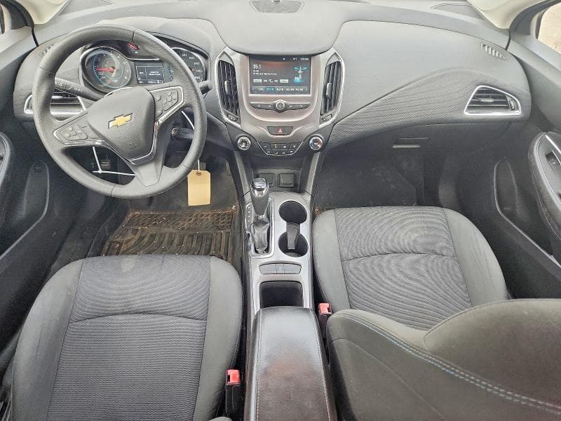 2017 CHEVROLET CRUZE LT 8