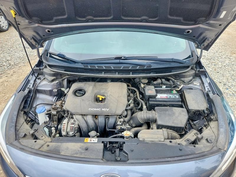 2018 KIA FORTE S 11