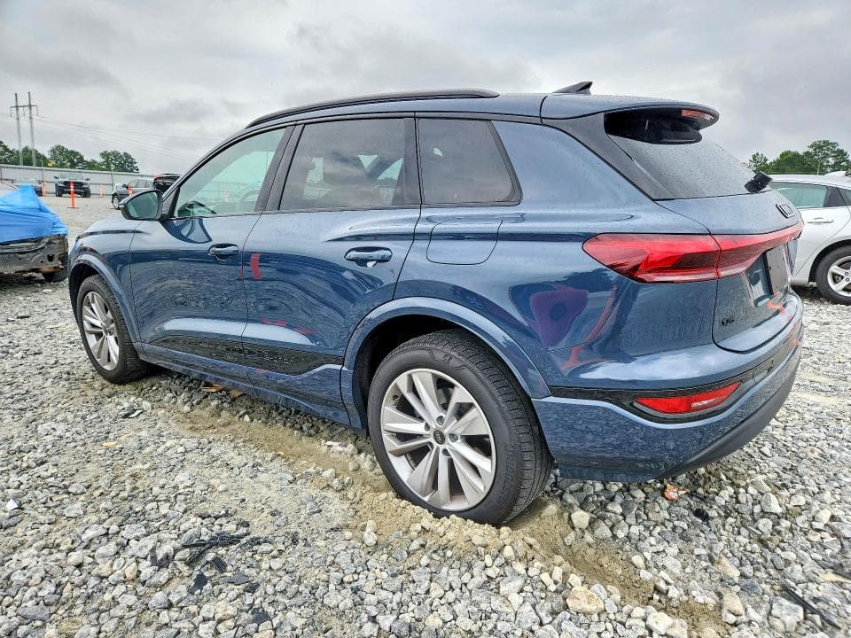 2025 AUDI Q6 E-TRON PREMIUM 2
