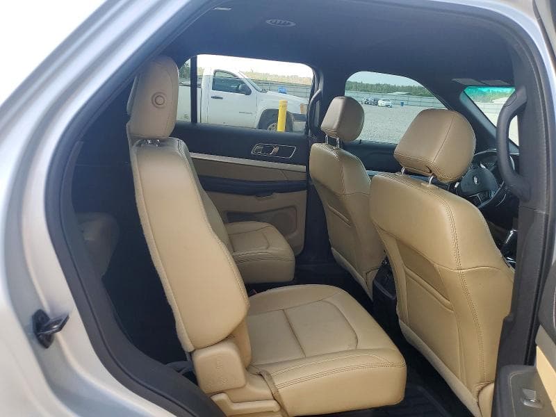 2017 FORD EXPLORER XLT 10