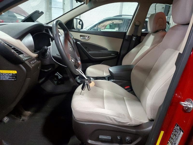 2018 HYUNDAI SANTA FE SE 7