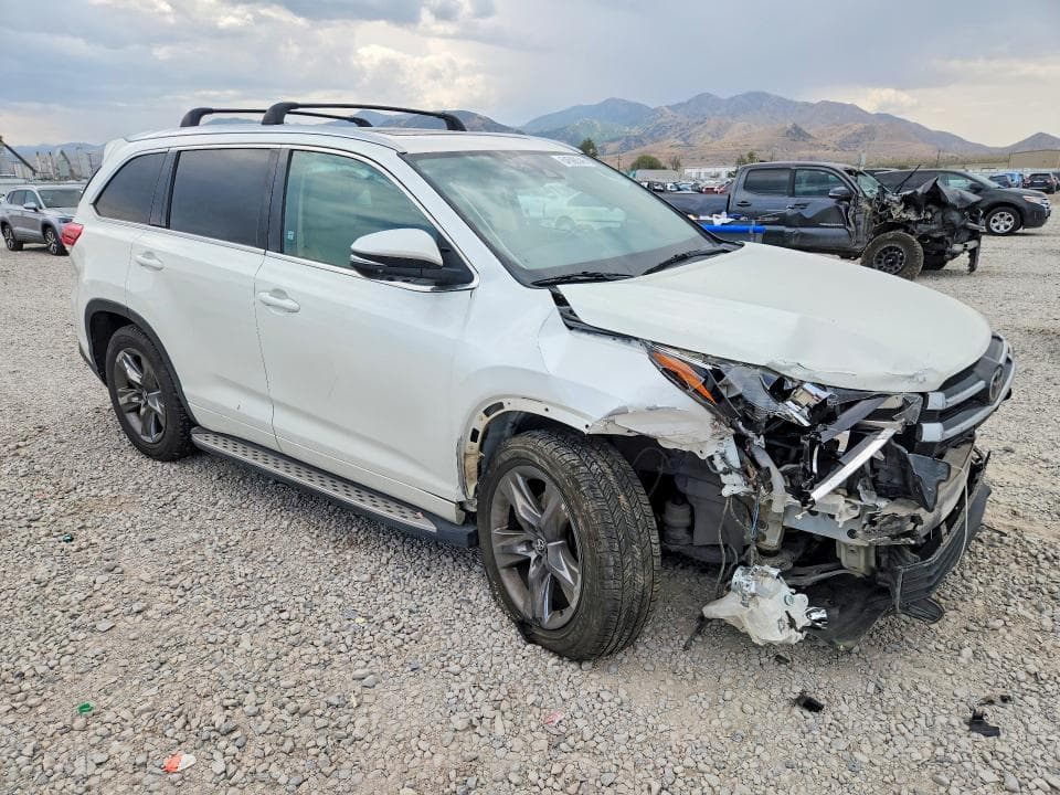 2017 TOYOTA HIGHLANDER LIMITED PLATINUM 4