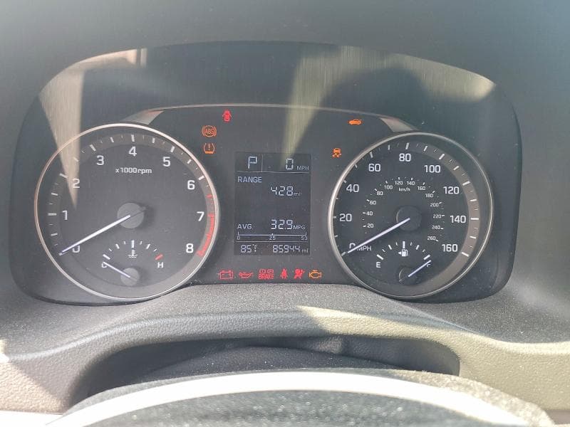 2017 HYUNDAI ELANTRA SE 9