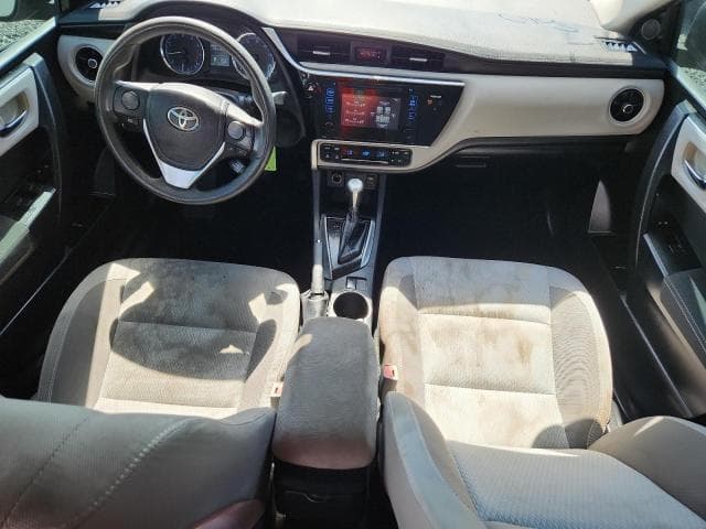 2017 TOYOTA COROLLA LE 8