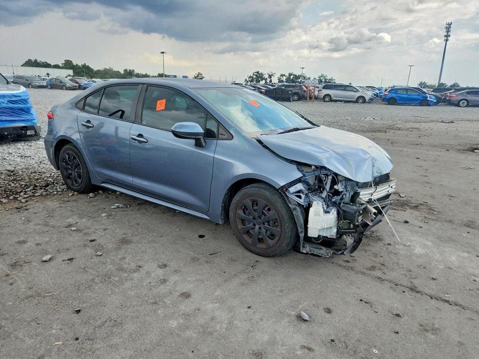 2020 TOYOTA COROLLA LE 4