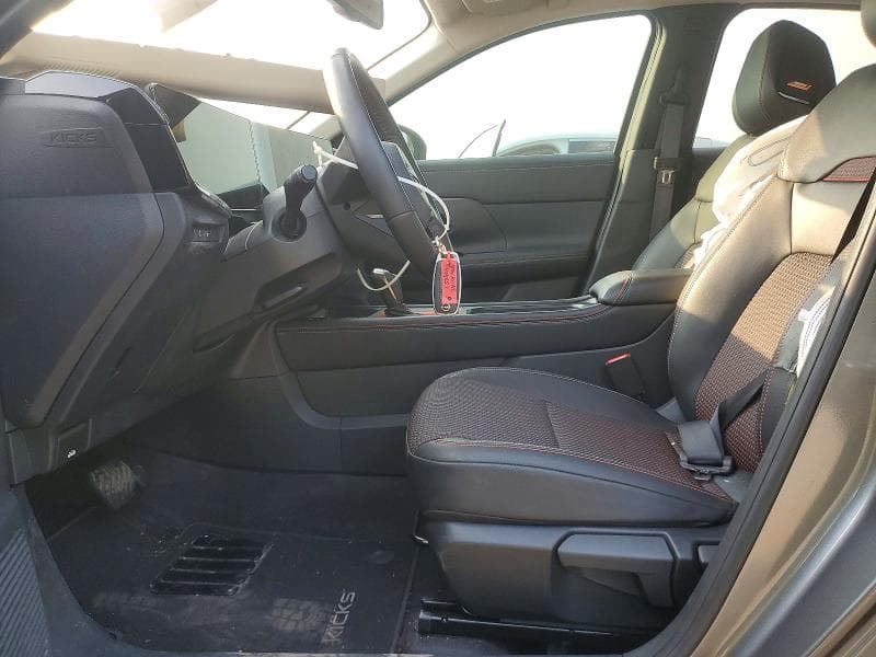 2025 NISSAN KICKS SR 7