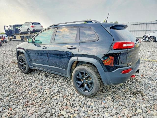 2017 JEEP CHEROKEE TRAILHAWK 2