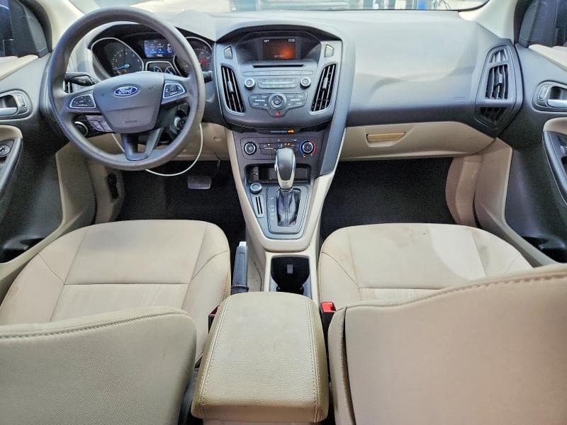 2017 FORD FOCUS SE 8
