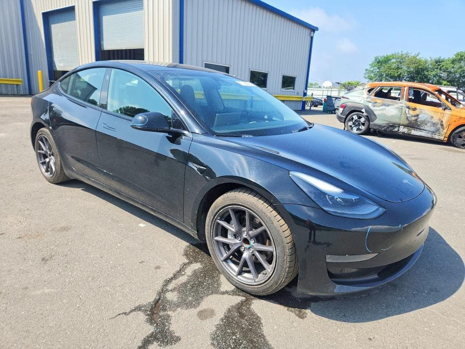 2023 TESLA MODEL 3 4
