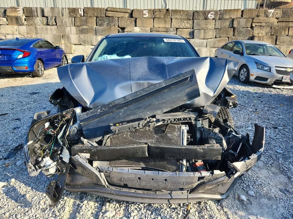2019 HYUNDAI ELANTRA SE 5