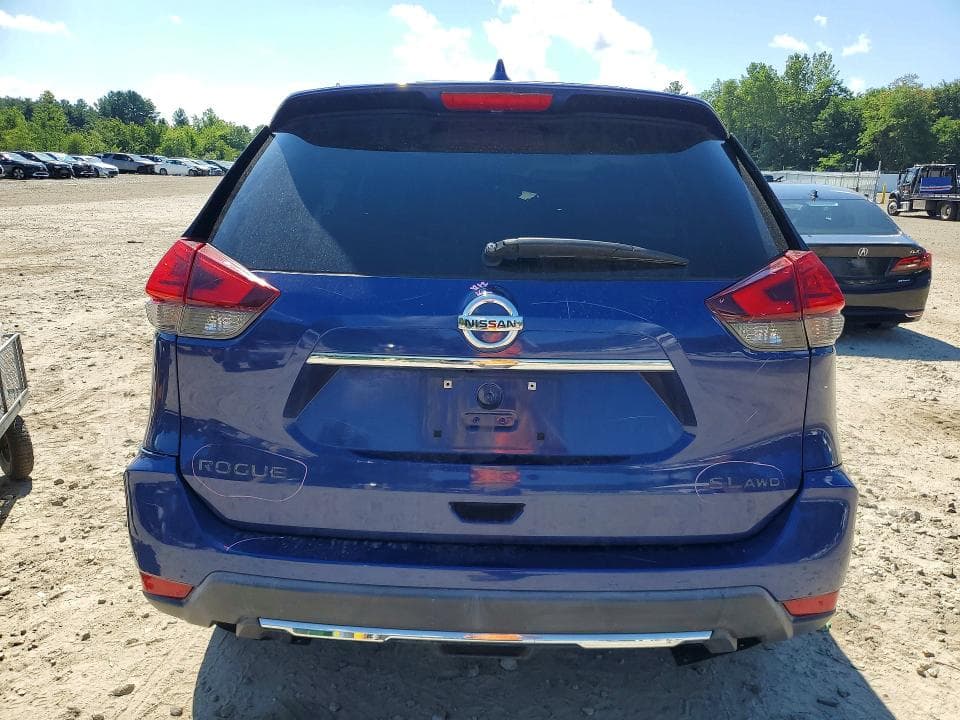 2017 NISSAN ROGUE SL 6