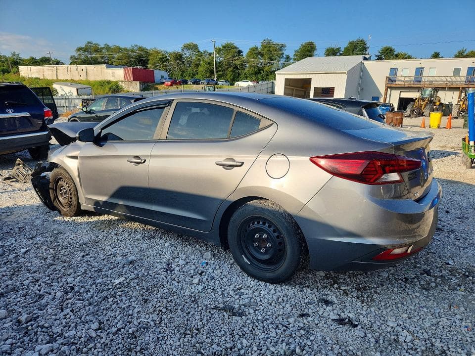 2019 HYUNDAI ELANTRA SE 2