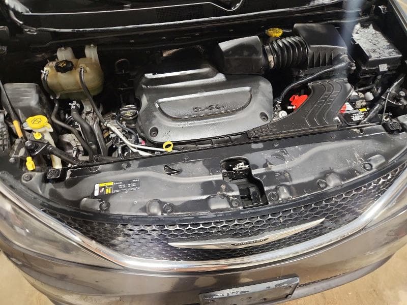 2021 CHRYSLER VOYAGER LXI 12