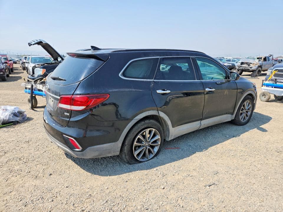 2017 HYUNDAI SANTA FE SE 3