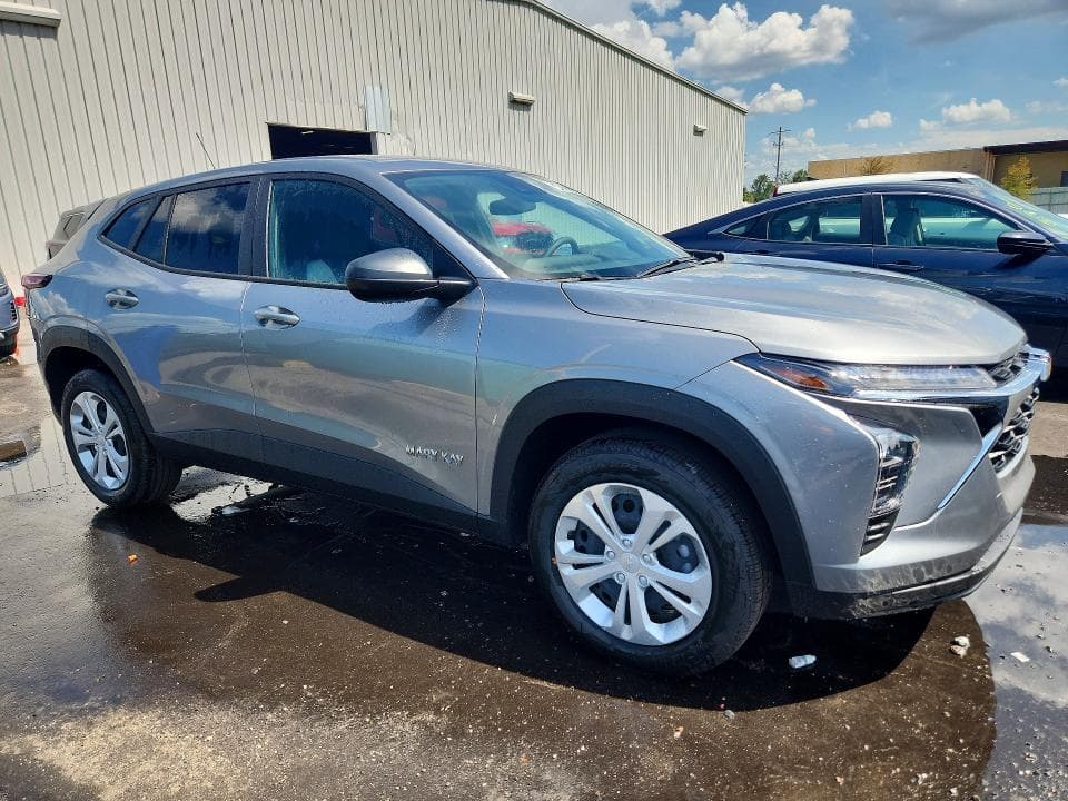 2026 CHEVROLET TRAX LS 4