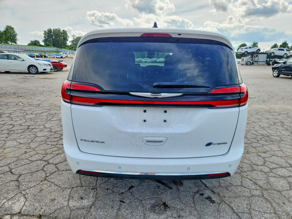 2024 CHRYSLER PACIFICA HYBRID SELECT 6
