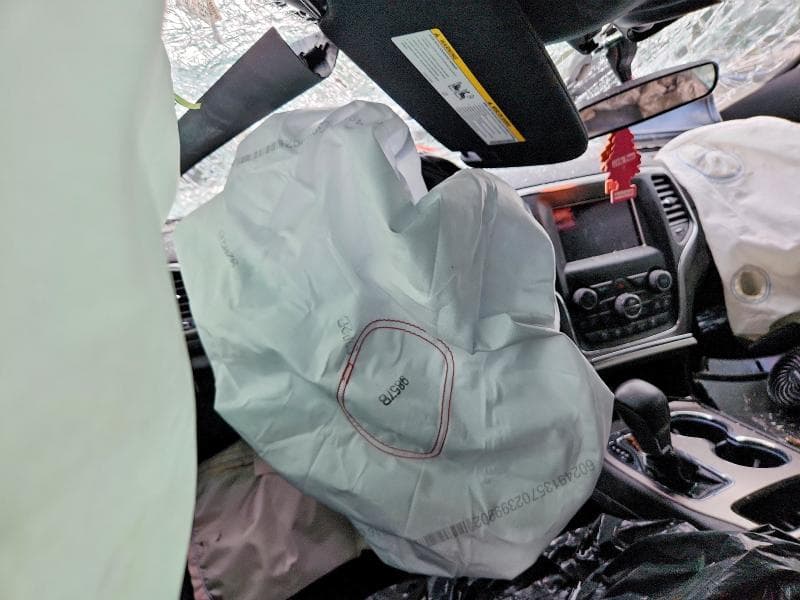 2021 JEEP GRAND CHEROKEE LAREDO 9
