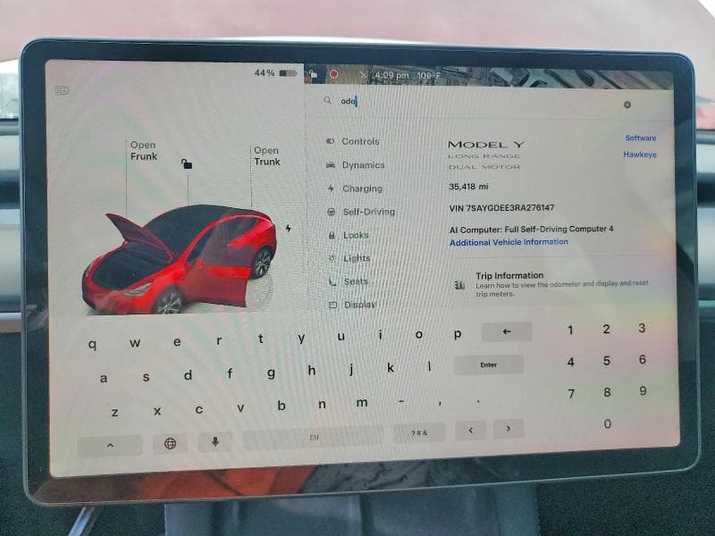 2024 TESLA MODEL Y 9