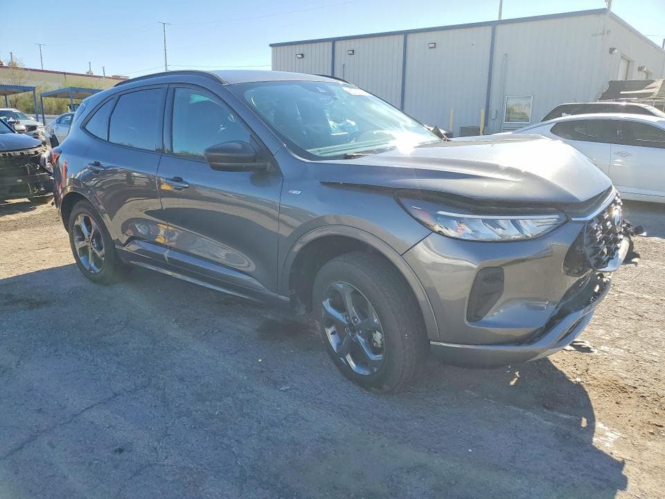 2024 FORD ESCAPE ST LINE 4