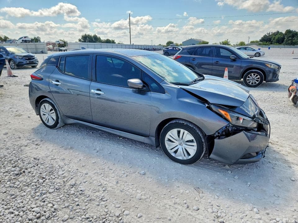 2024 NISSAN LEAF S 4