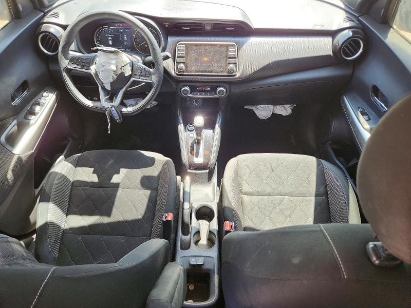 2020 NISSAN KICKS SV 8