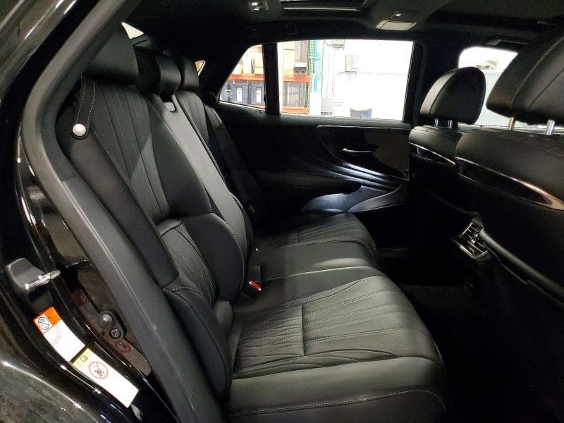 2018 LEXUS LS 500 10