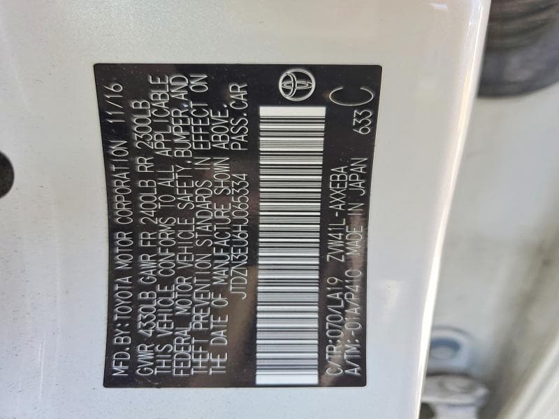 2017 TOYOTA PRIUS V FIVE 13
