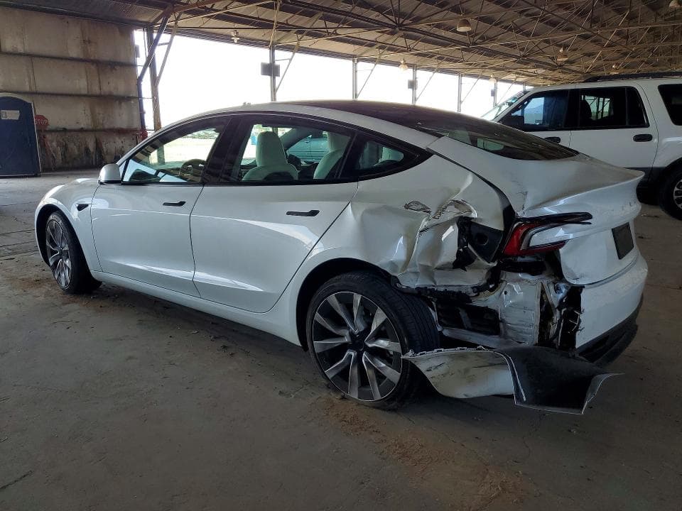2024 TESLA MODEL 3 2
