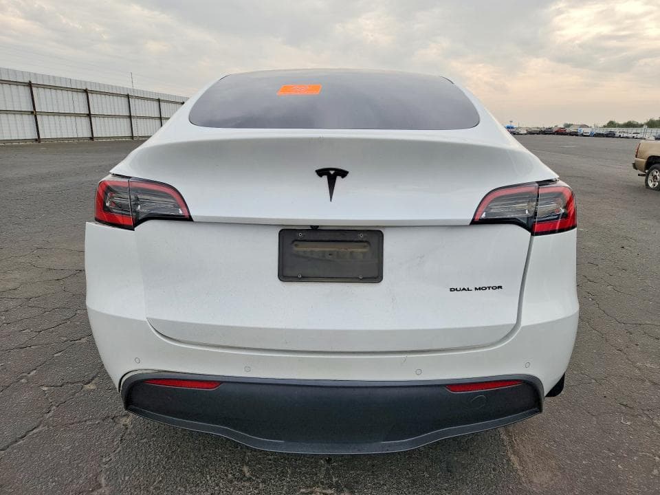 2021 TESLA MODEL Y 6