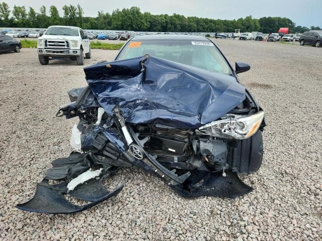 2017 TOYOTA CAMRY LE 5